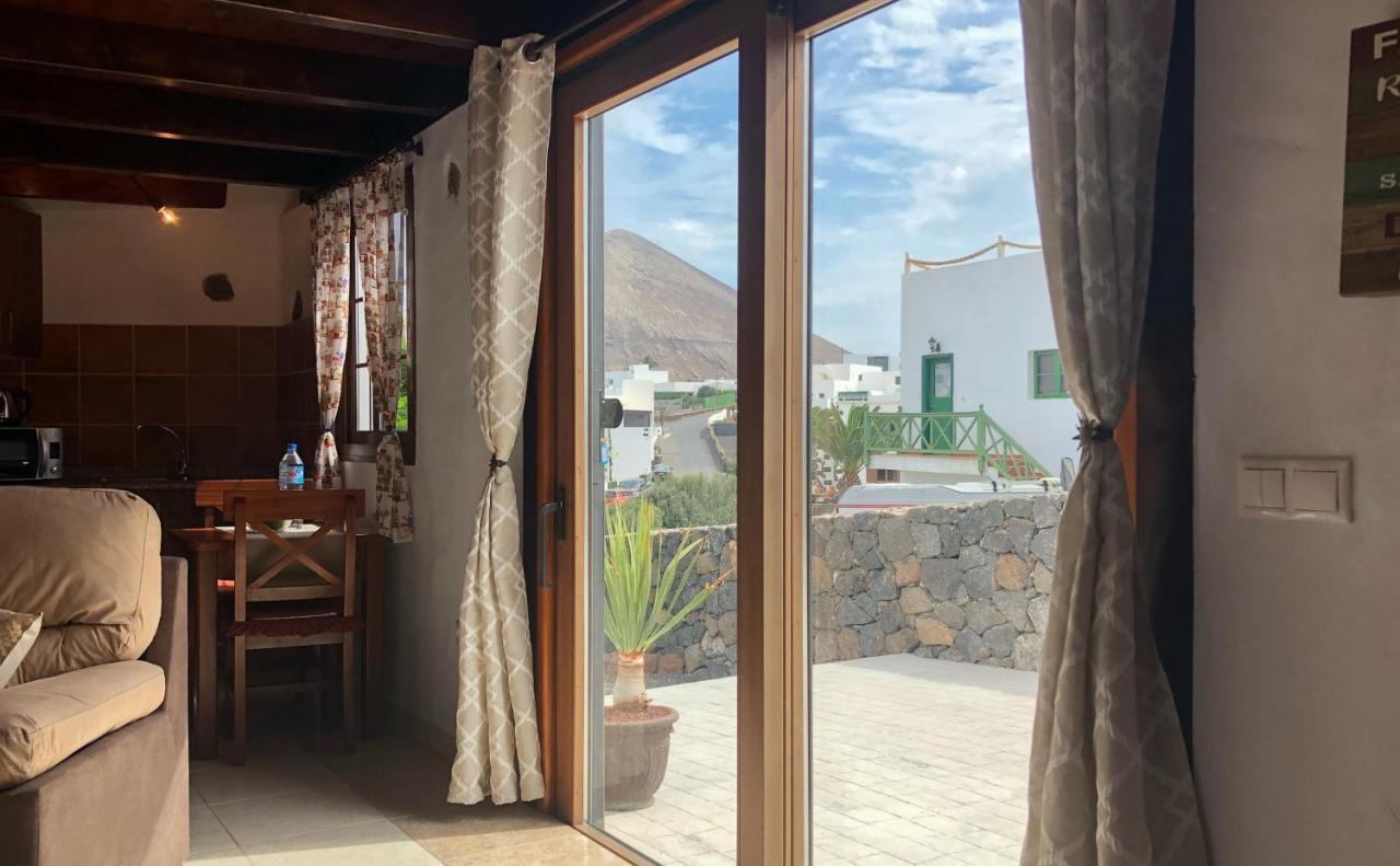 Sun, Relax & Lava, Free Wifi 600Mb, Bbq Villa Tinajo Exterior photo